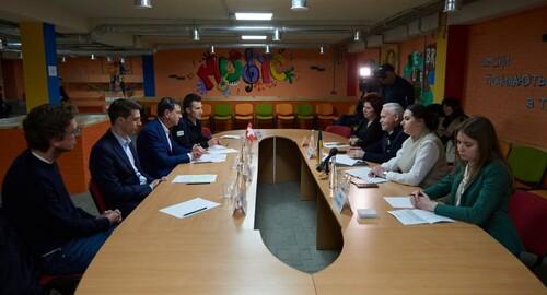 У цьому місті спостерігається найскладніша ситуація серед усіх українських великих міст, і саме тому ваша підтримка є вкрай важливою - Ігор Терехов.