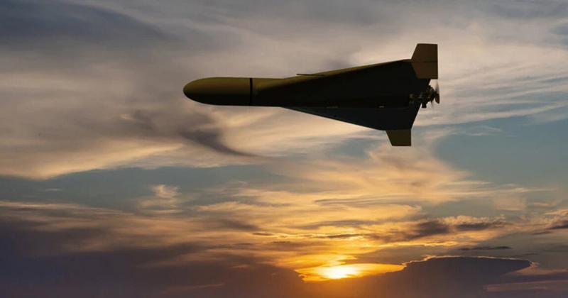 Російські загарбники завдали удару безпілотником по Харкову: 5 осіб отримали поранення, серед яких 9-річна дитина.