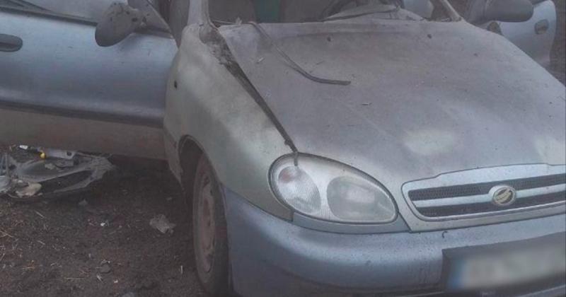 Рашисти здійснили удар з дрону по автомобілю в Харківській області: одна особа загинула, троє отримали поранення. ФОТО