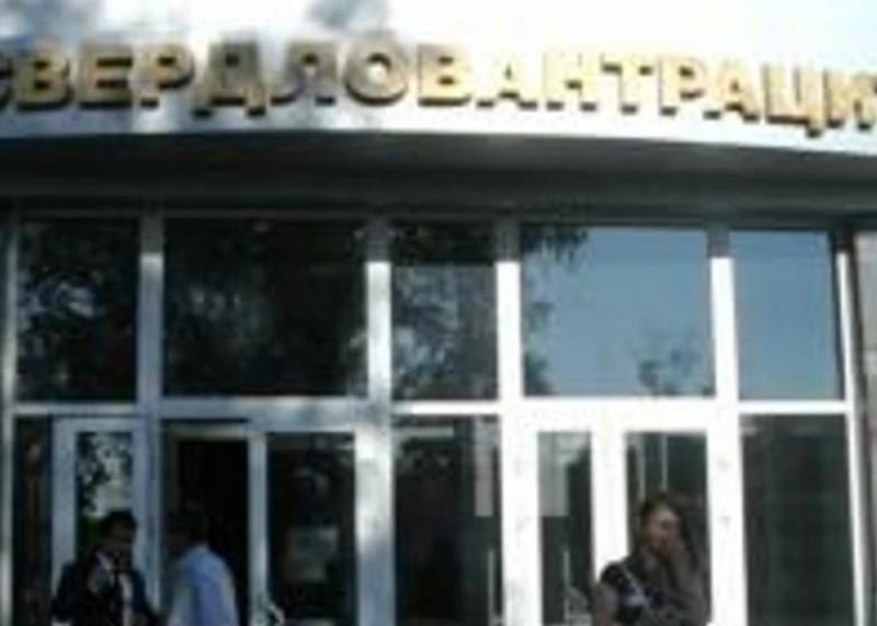 Російські війська призупиняють роботу трьох найбільших антрацитових шахт на території Луганщини.