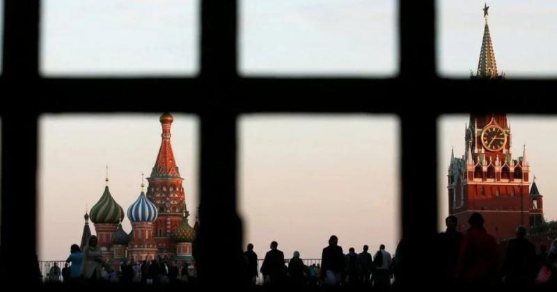 За даними Bloomberg, Росія може припинити участь у мирних переговорах, якщо Україна не передасть їй контроль над Донбасом.