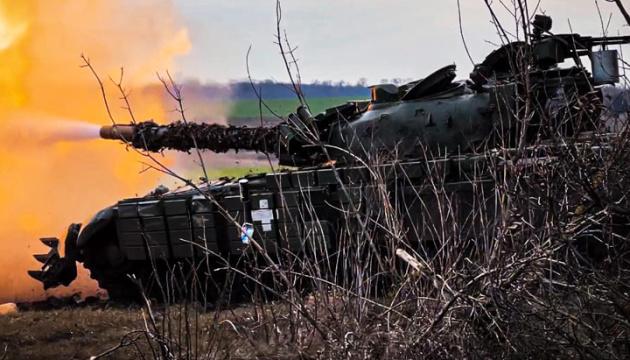 На фронтовій лінії зафіксовано 191 бій протягом доби, з яких більше ніж півсотні атак вдалося від repel на Покровському напрямку.