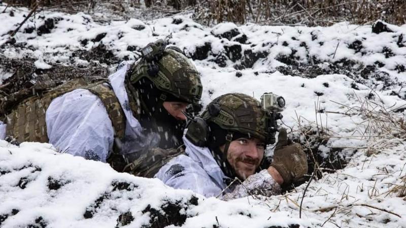 На фронті протягом доби сталося 121 бойове зіткнення, повідомляє Генеральний штаб.