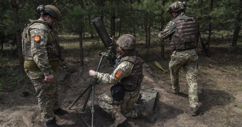 Противник здійснює наступальні дії практично на всіх напрямках фронту — подробиці від Генерального штабу.