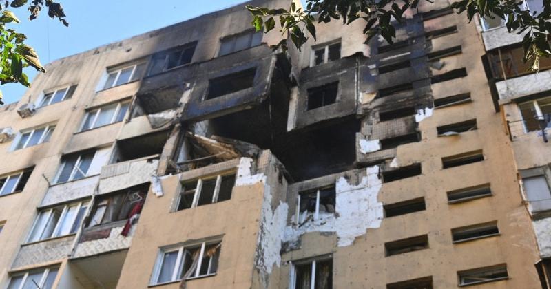 Дронові атаки на багатоповерхові будинки в Харкові призвели до швидкого збільшення кількості постраждалих.