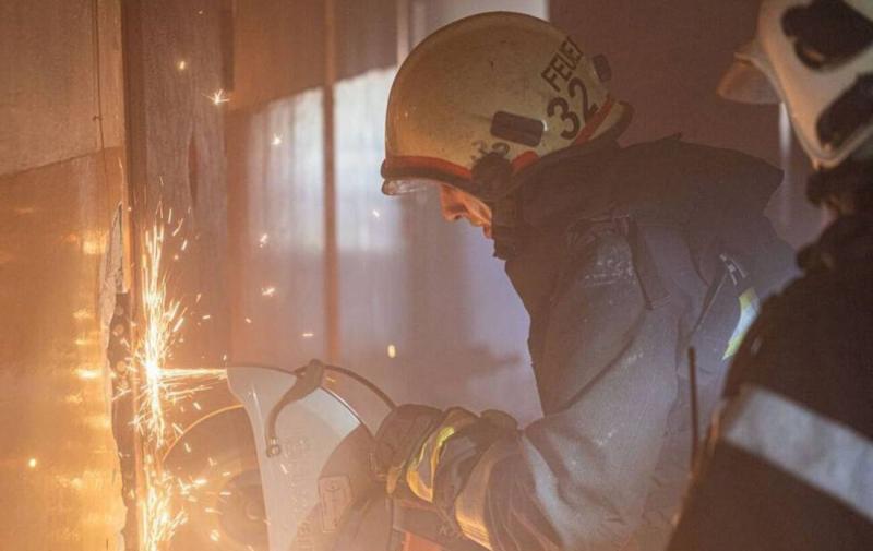 Дрони вразили житлові будинки та дитячий садок, численні поранені: які результати нападу Росії на Харків.
