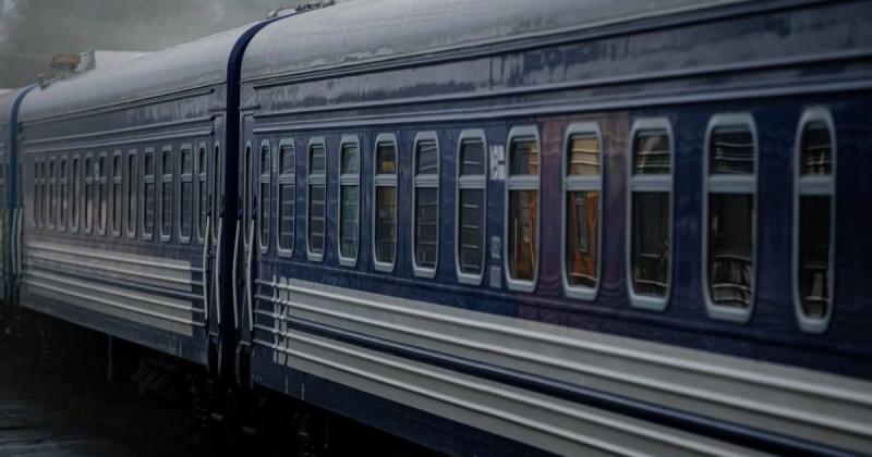 Російські війська завдали удару по залізничній інфраструктурі України: які наслідки та інформація про постраждалих.