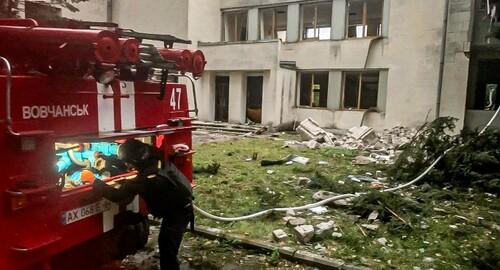 У Харківській області, в селі Хотімля, після удару дронів виникла пожежа (фото)