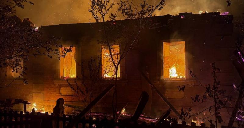 Сьогодні в Україні зафіксовано обстріли, які вразили 15 різних місць. Оновлені новини та фотографії з місць подій.