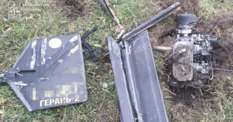 Міністерство внутрішніх справ повідомило, що 10 регіонів зазнали ударів з боку Росії. Внаслідок обстрілів 8 осіб отримали поранення, а в Фастові була зруйнована будівля залізничного вокзалу.