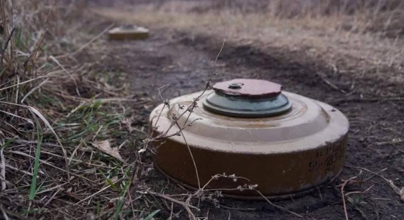 Радянська міна ТМ-62 перетворилася на універсальний засіб ведення бойових дій у конфлікті в Україні, - повідомляє Forbes.