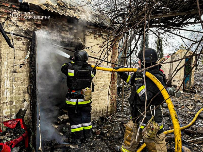 Війська агресора нанесли удар по селу Голубівка в Харківській області, внаслідок чого виникла пожежа - Новини Весь Харків.