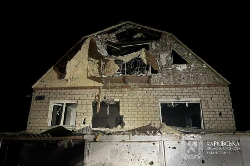 Протягом минулої доби в Харківській області внаслідок обстрілів постраждало десять мирних жителів, серед яких є і дитина.