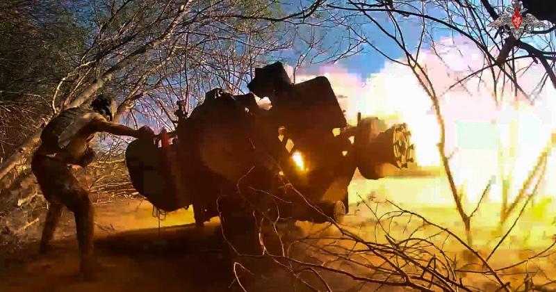 Повзуть по трубах: окупанти знову намагаються пробитися до Куп'янська.