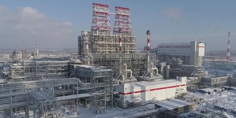 Сили оборони здійснили напад на нафтопереробний завод у Кстово та військові об'єкти загарбників.