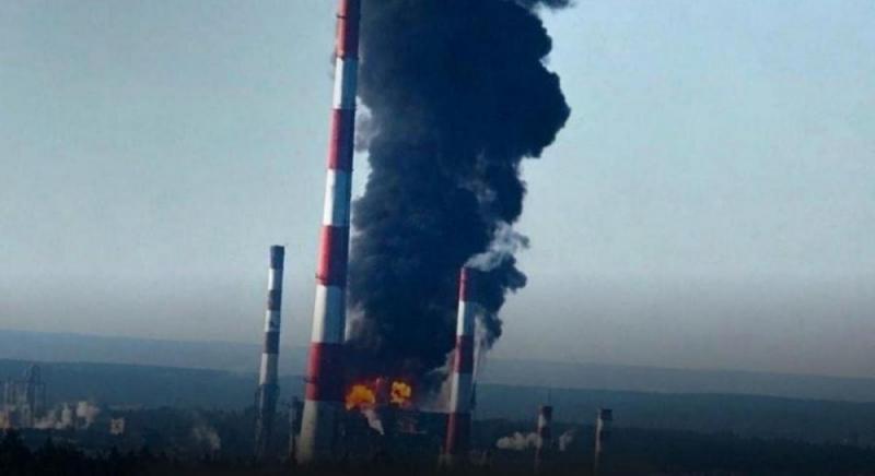 Дрони вразили нафтопереробний завод 