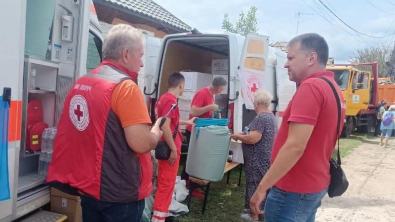 УЧХ надає підтримку тим, хто постраждав внаслідок російського ракетного обстрілу Харкова.