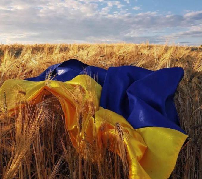 23 серпня: важливі події, свята та історичні факти. У цей день відзначається День Державного Прапора України, а також сталося руйнування Москви.
