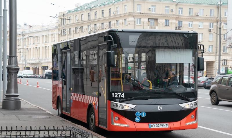 У Харкові автобус №92 на час змінить свій маршрут через закриття станції метро 
