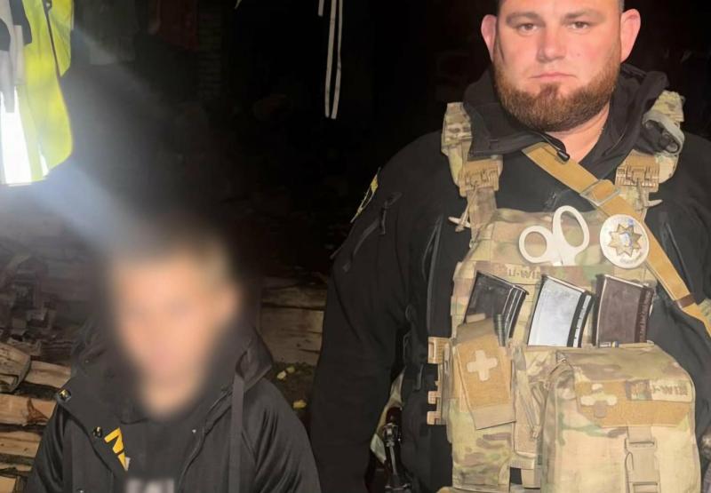 Ключові моменти, які спонукали матір забити на сполох: у Харківській області проводили пошуки зниклого восьмирічного хлопчика.